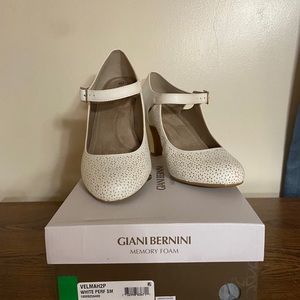New Giani Bernini Velmah Memory Foam Mary Janes